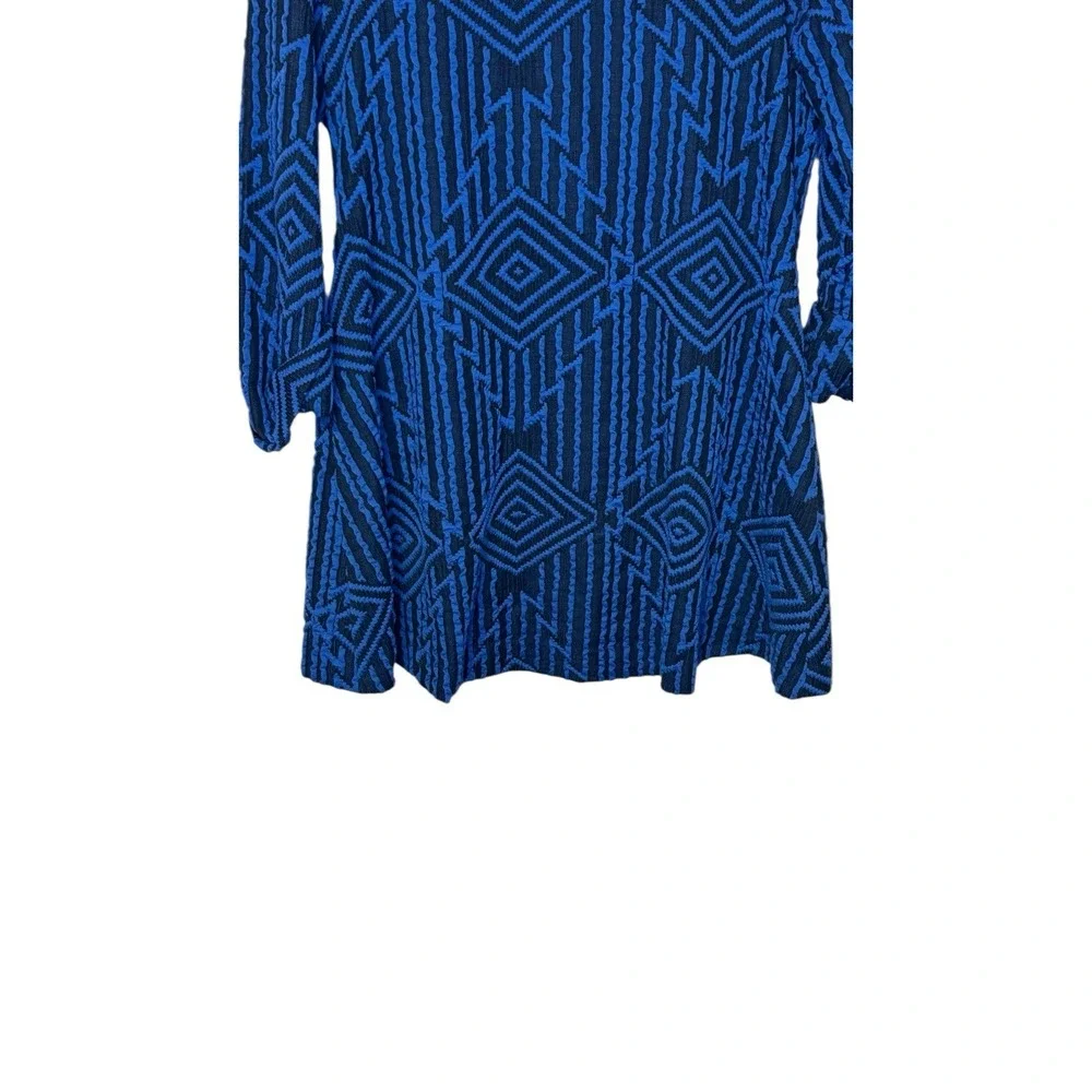 Luii Women's Jacket Textured Geometric Print‎ Big Button Mid Length Blue Medium